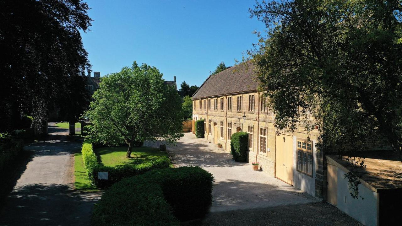 North Cadbury Court Coach Houses Exterior foto